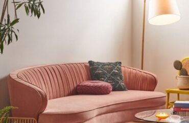 How to Pick a Luxurious Upholstery Material